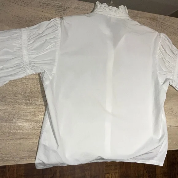 H&M White 100% Cotton 3/4 Puffy Sleeve Blouse Top Button Down Size 8 - Picture 9 of 9